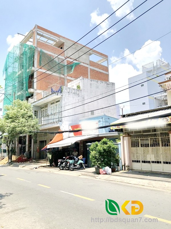 Bán đất mặt tiền đường Phan Huy Thực quận 7 (lộ giới 14m).